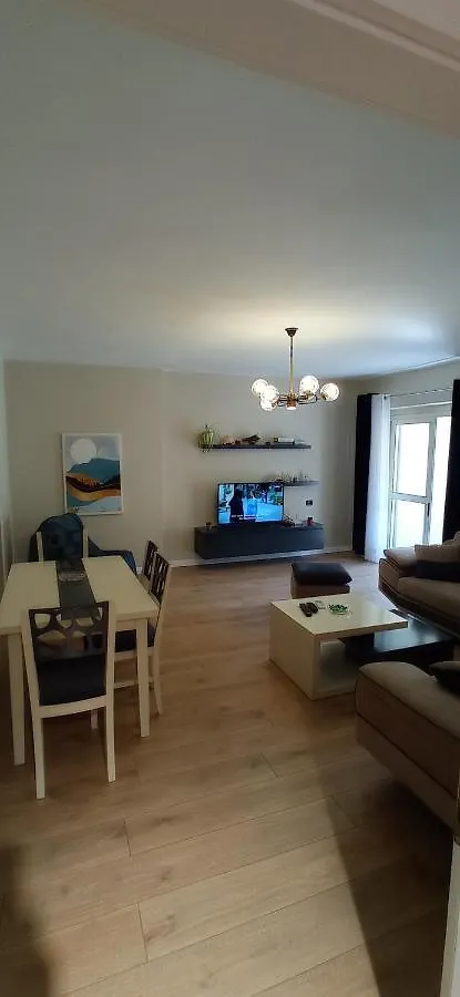 Appartamento Piazza_Apartments_Tirana